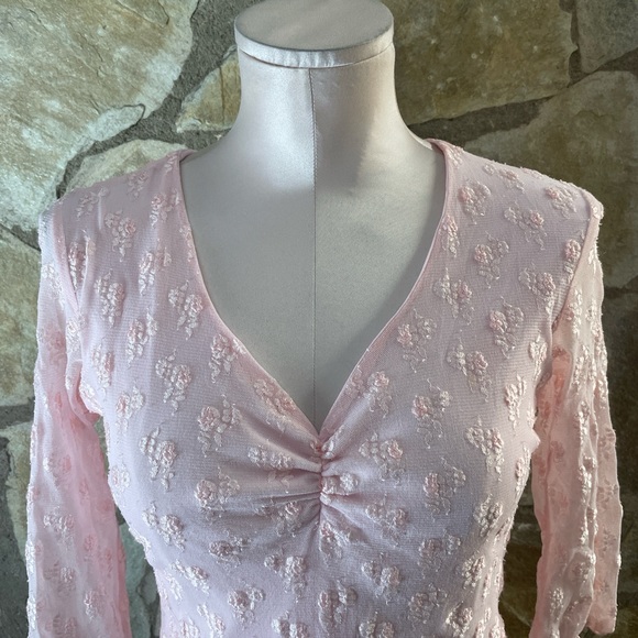 Floral Mesh Top - Picture 2 of 5